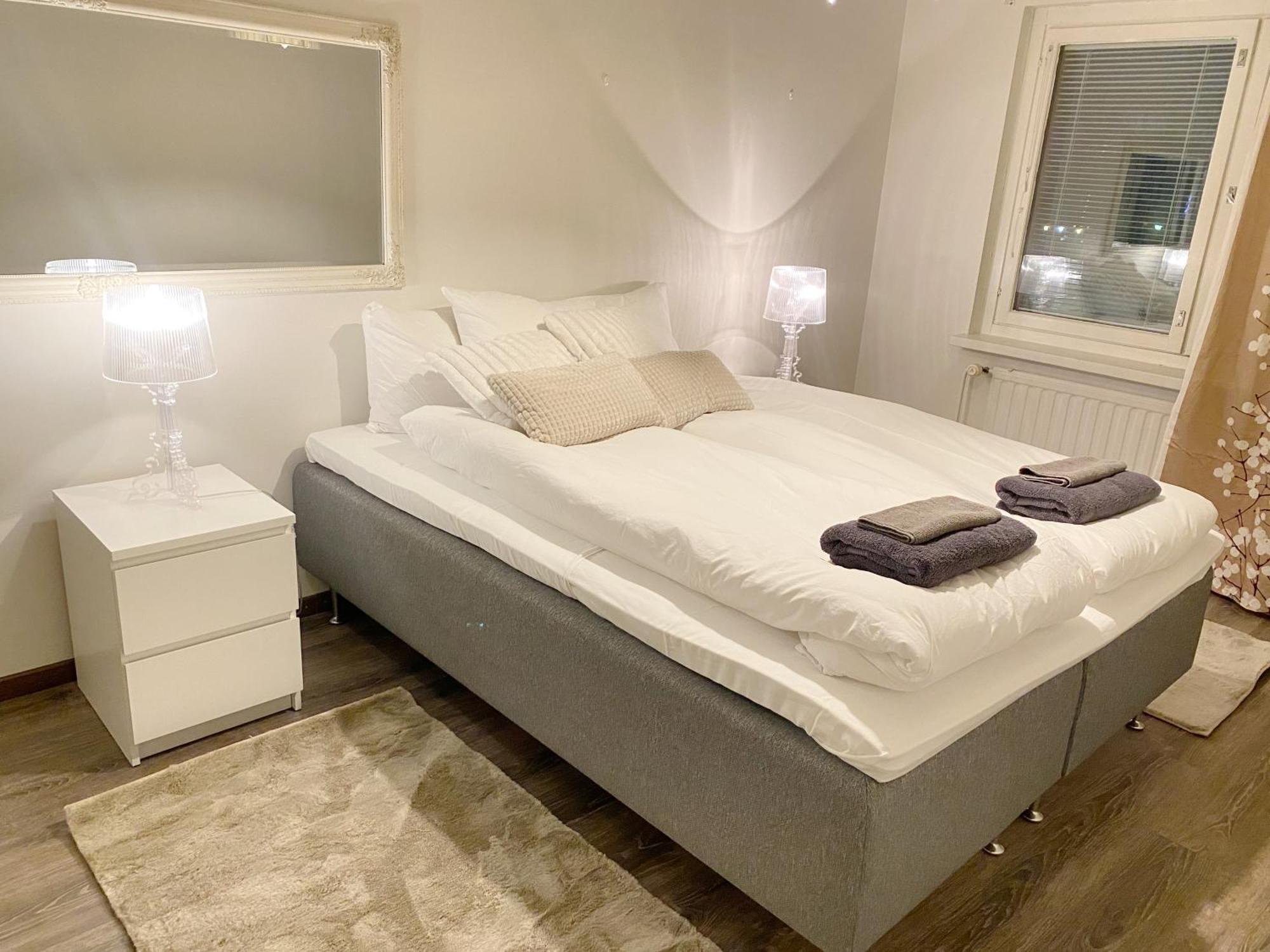 Spacious Home In Heart Of City ロヴァニエミ エクステリア 写真